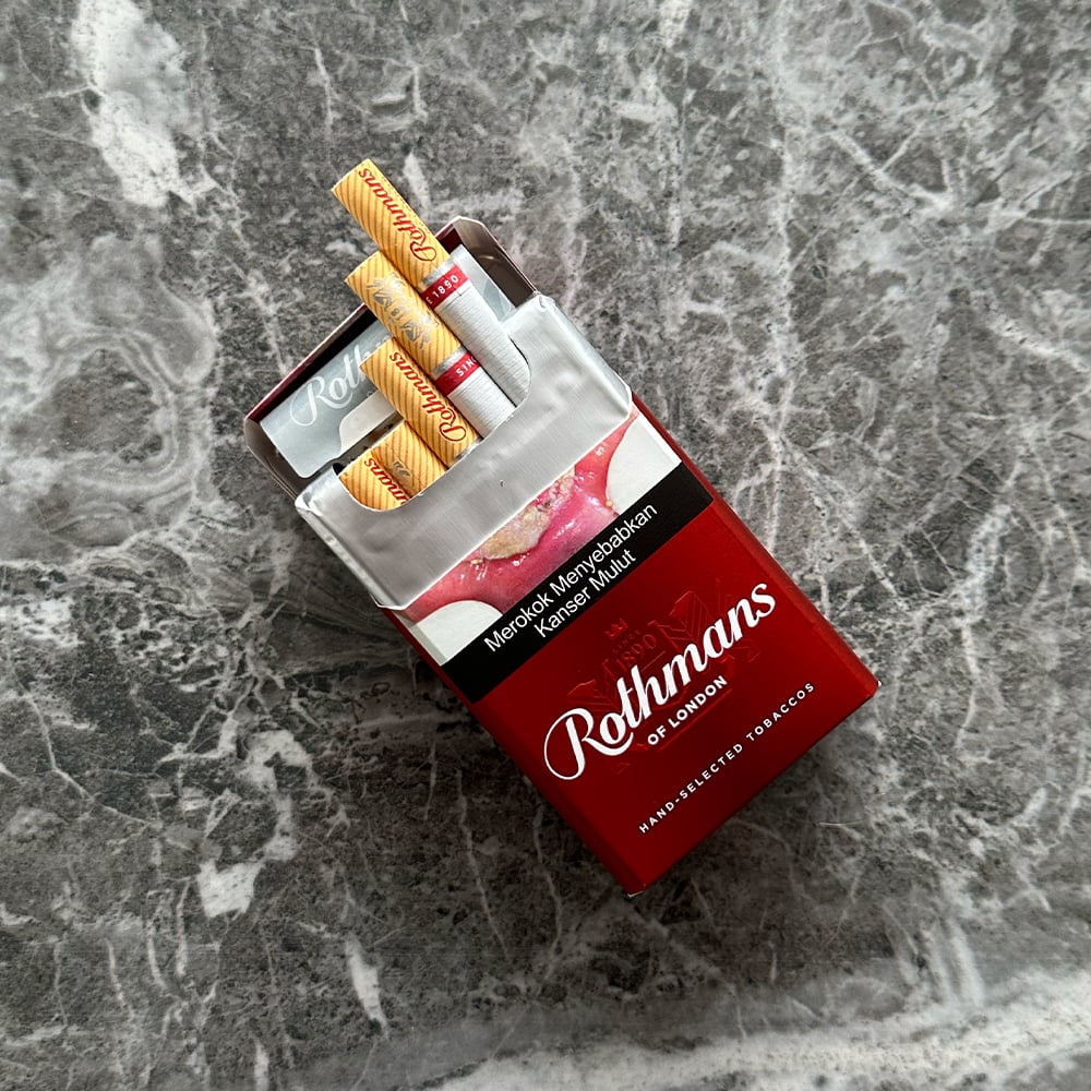 Rothmans Red